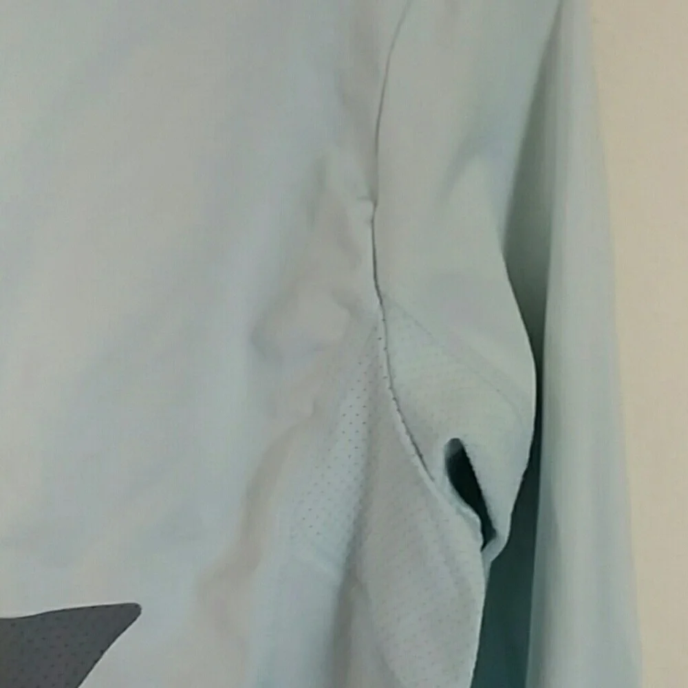 Nike workout long sleeve top light blue size xl